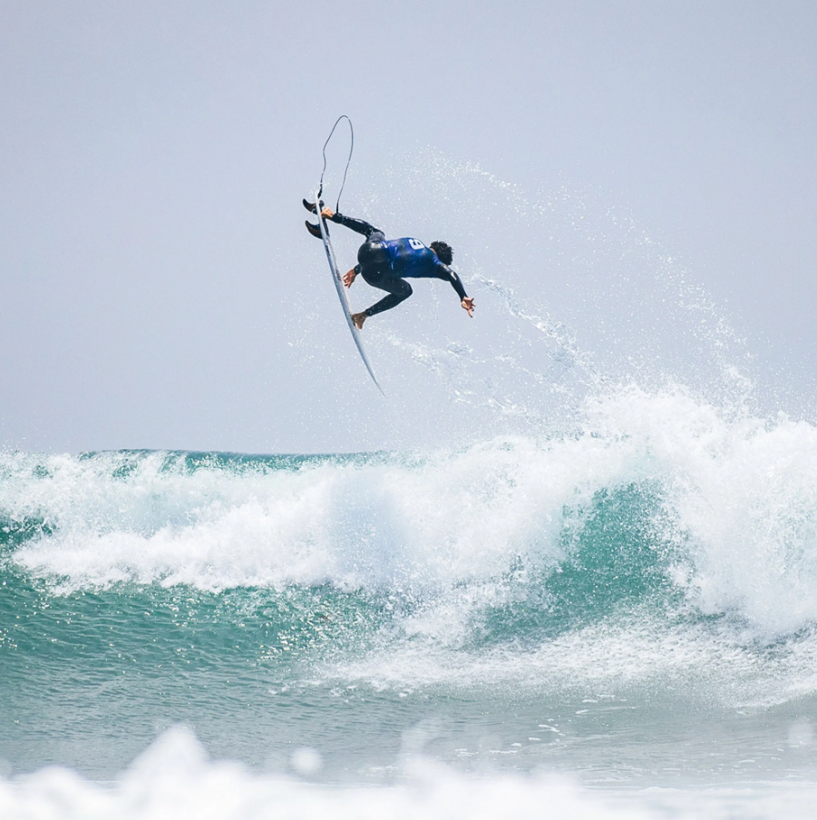 YAGO DORA PRO SURF TRACTION PAD