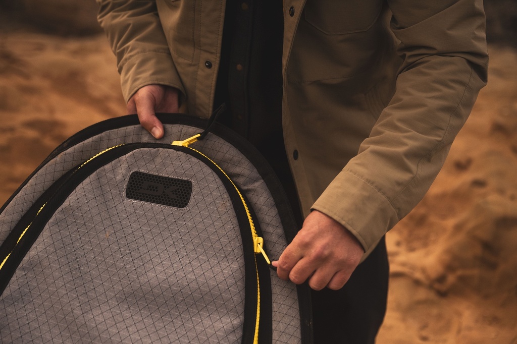 MISSION SURFBOARD BAG THRUSTER