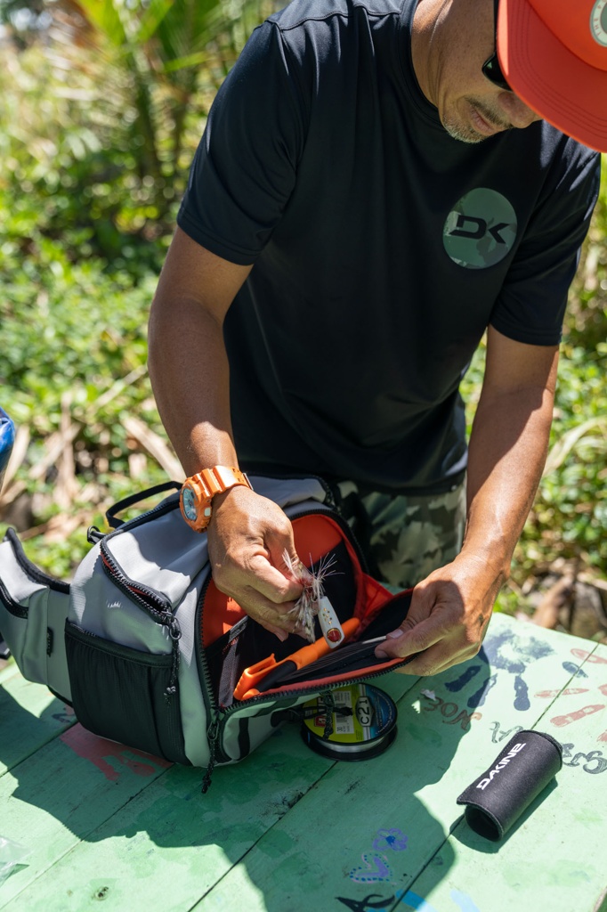 MISSION FISH WAIST PACK 12L