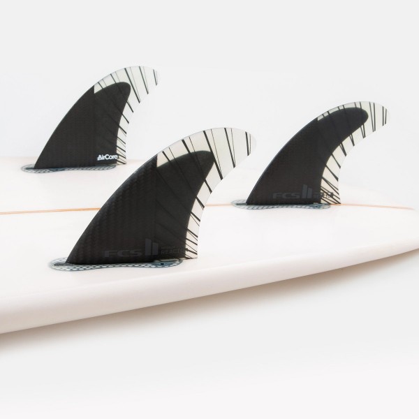 FCS II REACTOR PC CARBON MEDIUM BLACK/CHARCOAL TRI RETAIL FINS