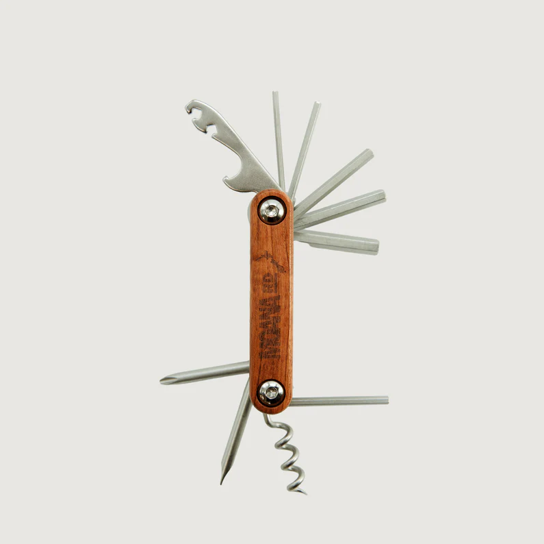 ADVENTURE MULTI TOOL